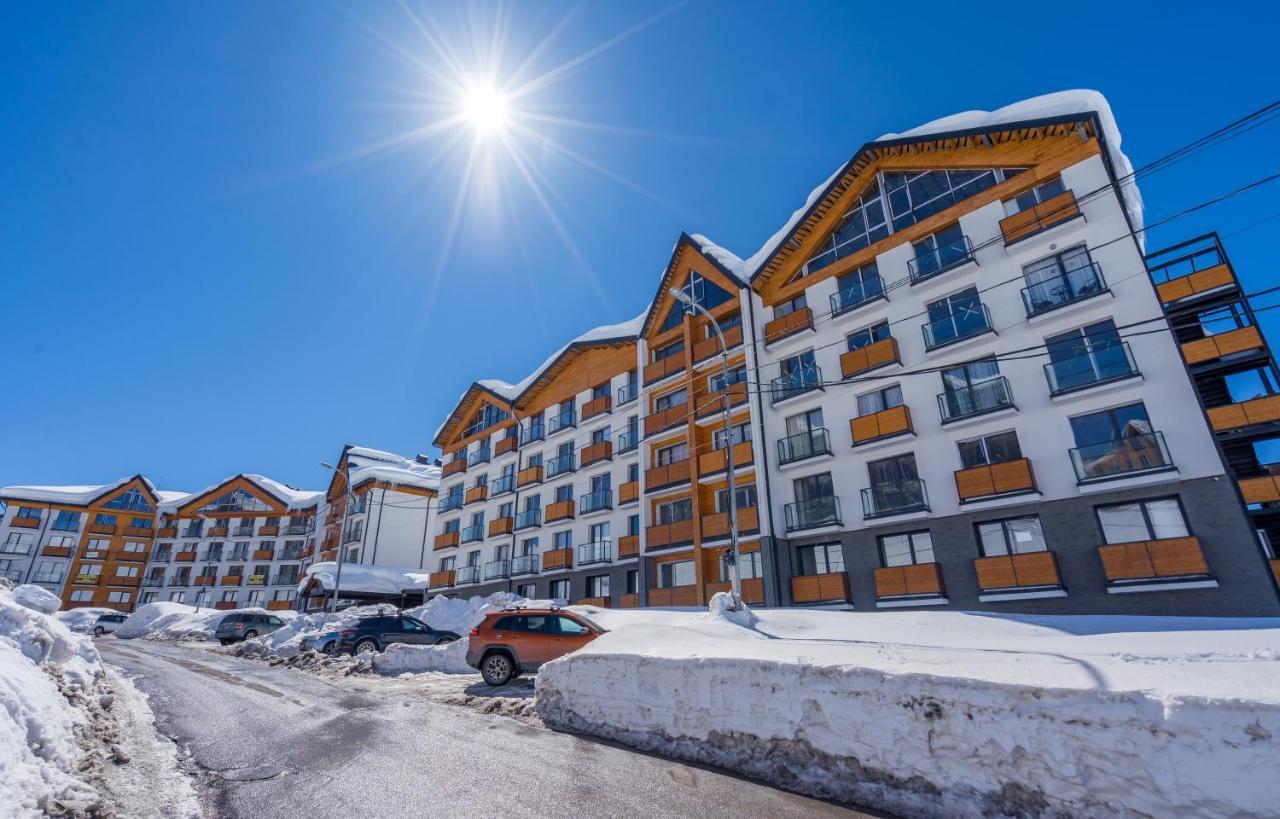Redco, New Gudauri, Twins Apartment Exterior photo